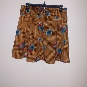 Yellow Black Plaided Floral Skirt XL